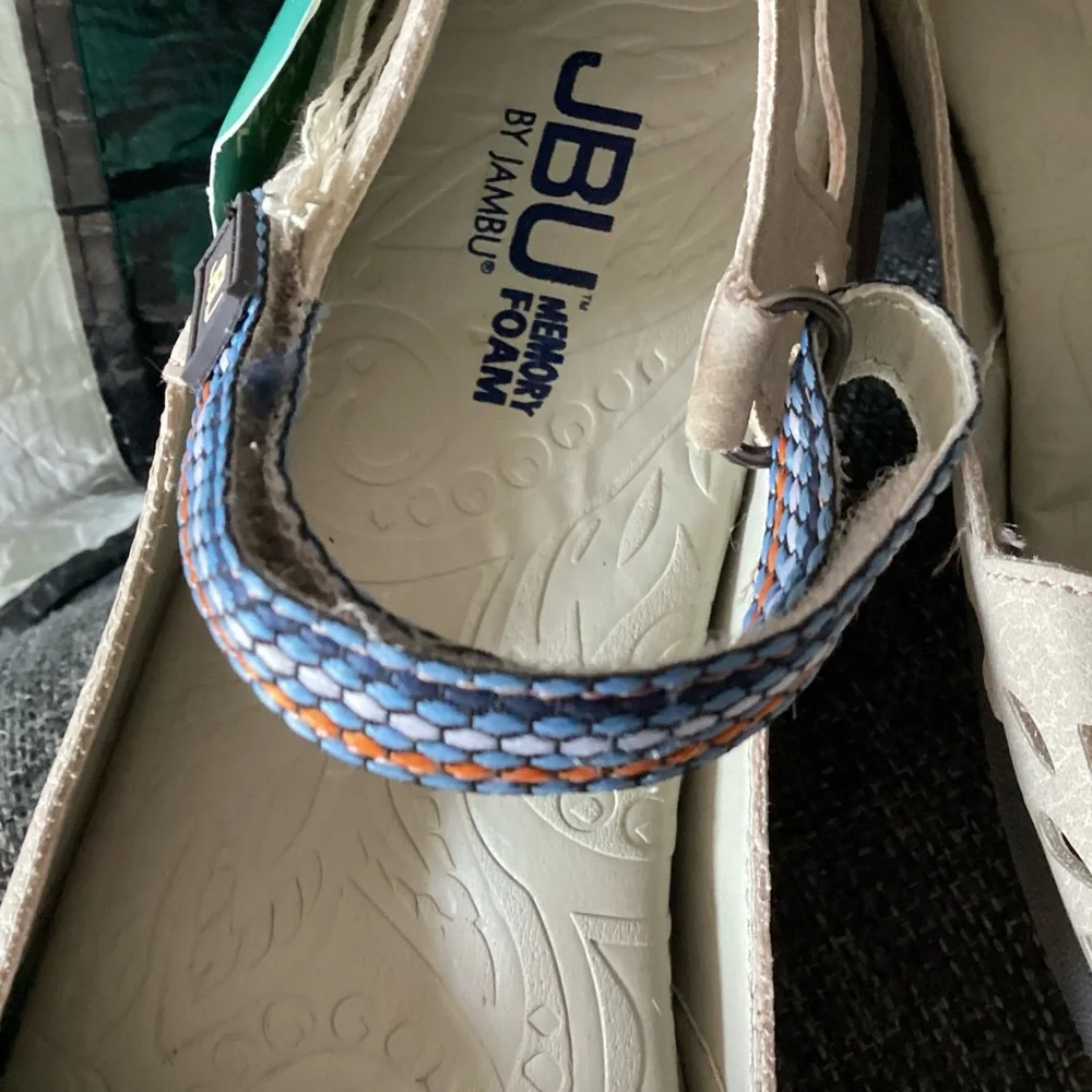 10M JBU Beige Ankle Strap Memory Foam Flats Shoes Deep Sea Encore - Picture 5 of 10